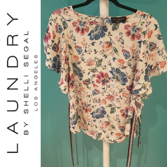 Laundry By Shelli Segal Tops - Laundry by Shelli Segal Floral Ruffle Sleeve Top